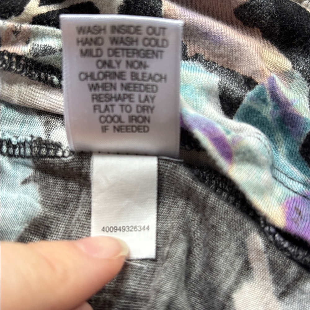 {Simply Vera Vera Wang} floral print lined t shirt women's size S - Picture 6 of 6